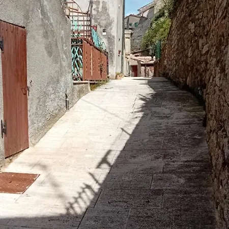 Nicolas House Campiglia dʼOrcia