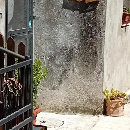 Nicolas House * Campiglia dʼOrcia