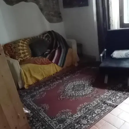 Nicolas House
