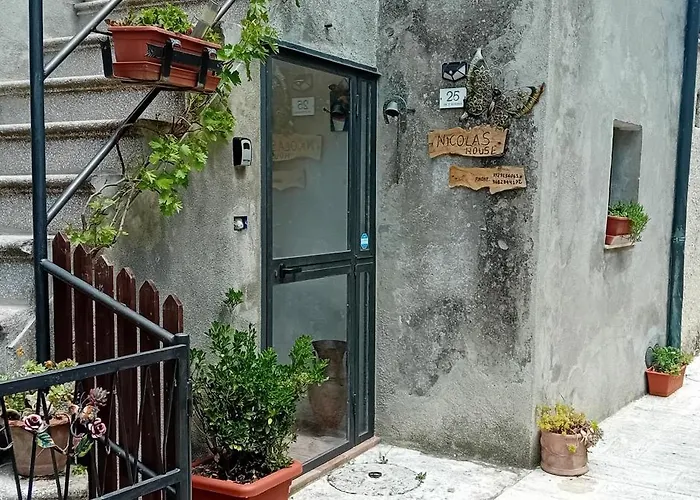 Lejlighed Nicolas House *