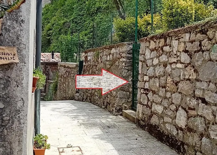 Nicolas House * Campiglia dʼOrcia